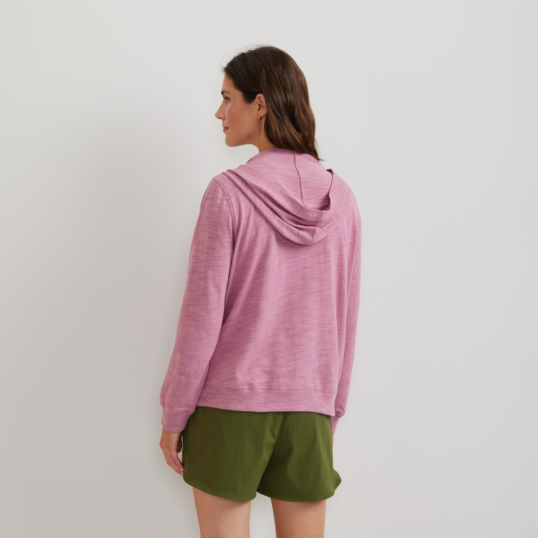 Women's full-zip hooded sweatshirt with front pockets