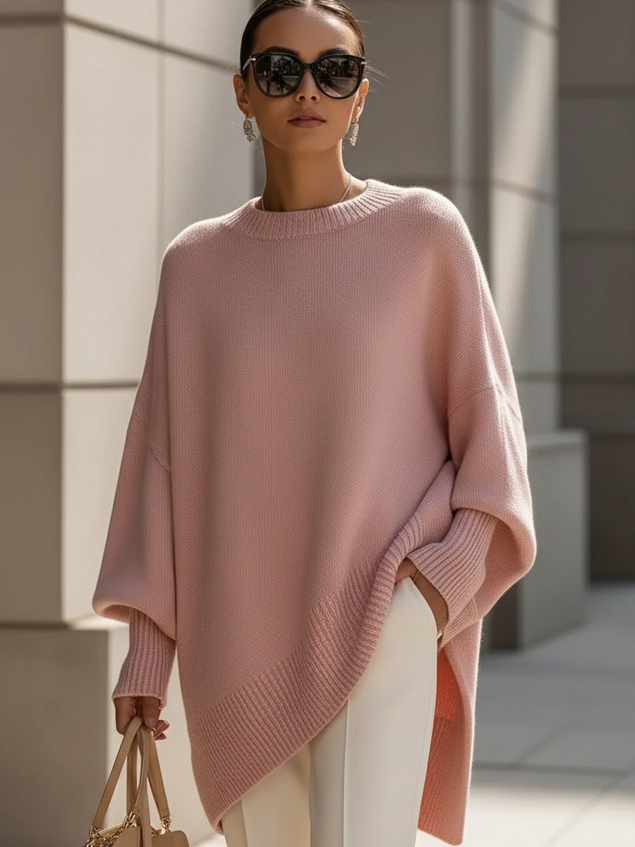 Women's oversized knit sweater with crew neck