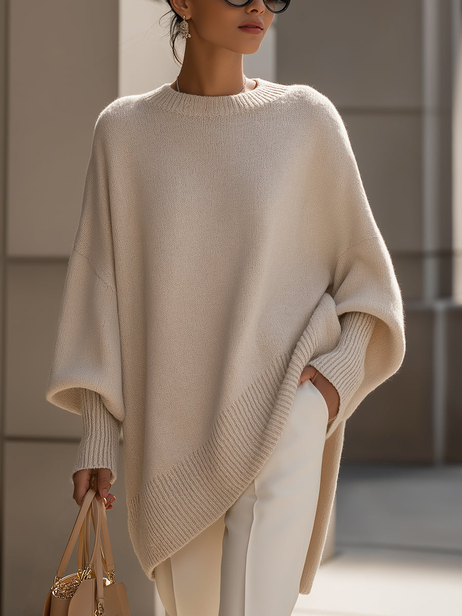 Women's oversized knit sweater with crew neck