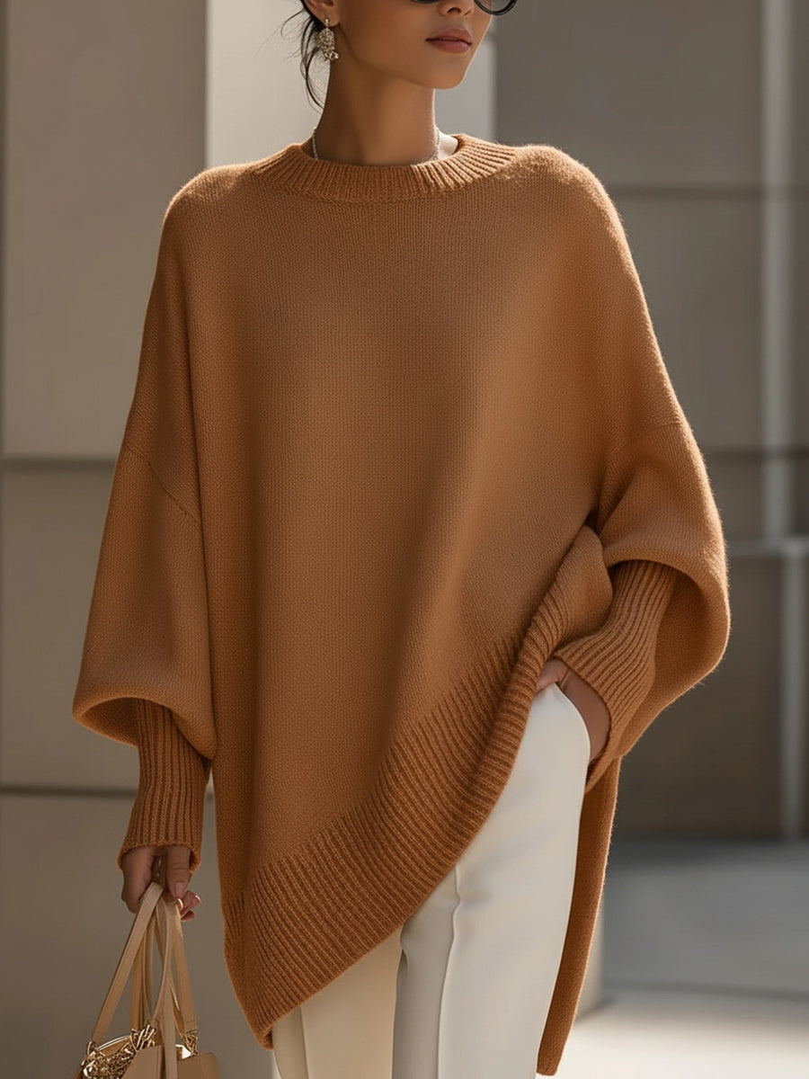 Women's oversized knit sweater with crew neck