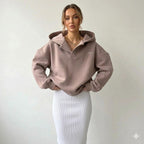 Women's oversized hooded sweatshirt with long sleeves