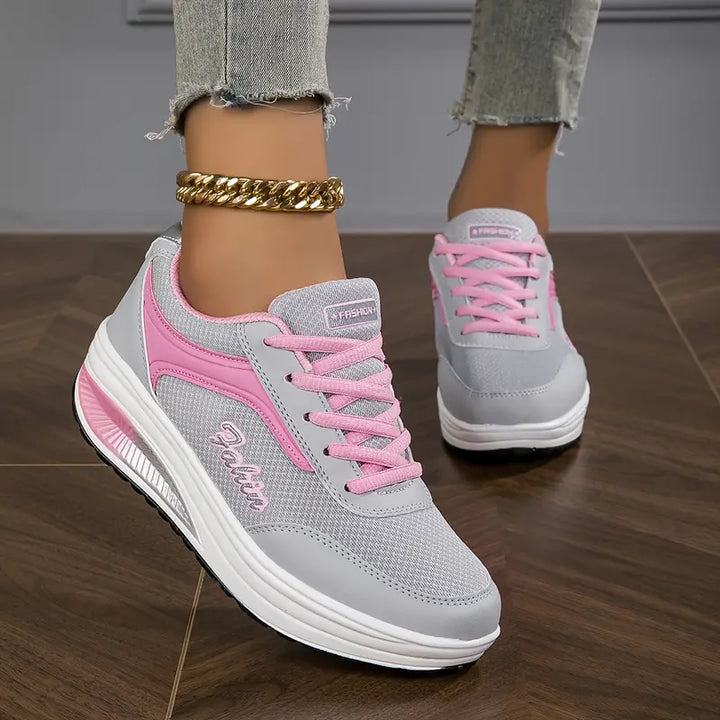 Women's low-top lace-up sneakers with printed uppers and raised soles
