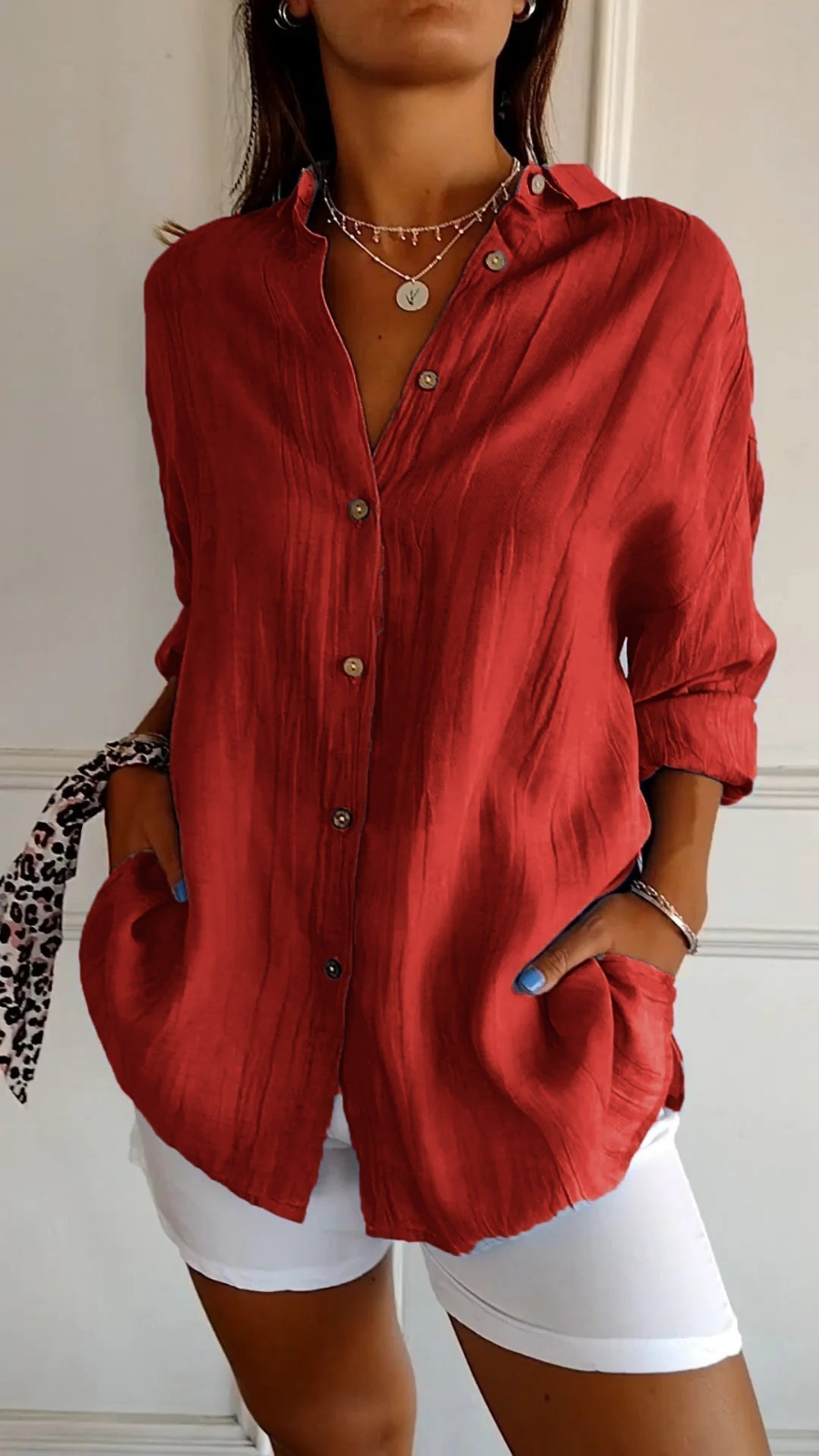 Women's Oversized Button-Down Shirt With Side Pockets