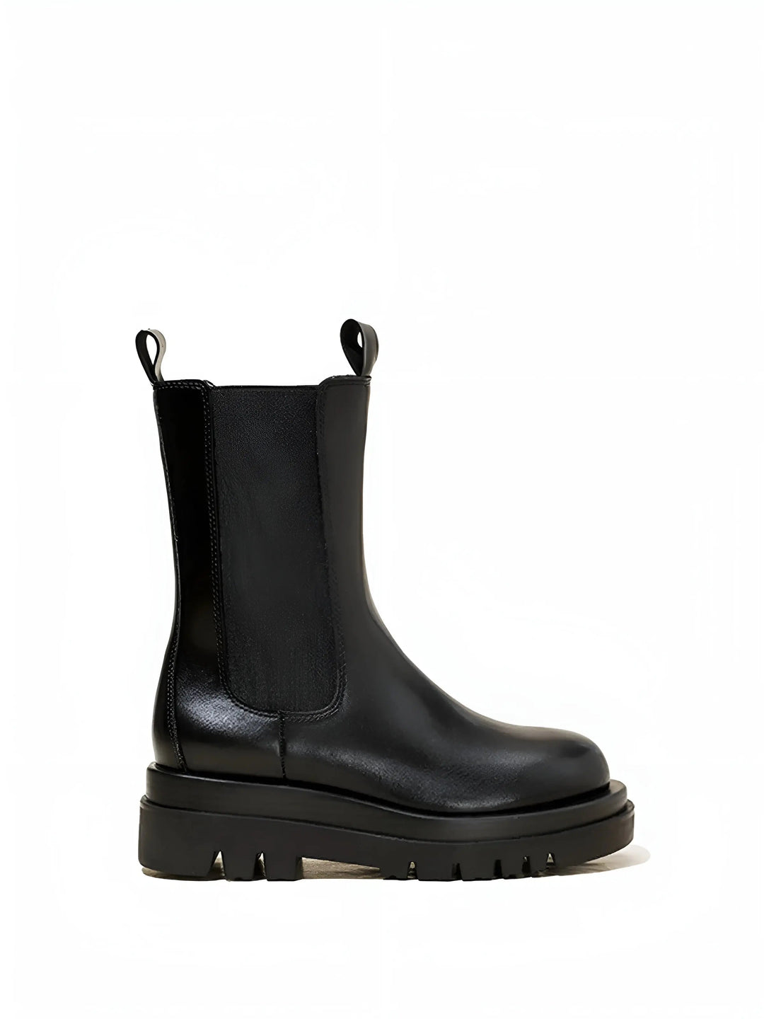 Amanda | Classic Boots with Refined Detail