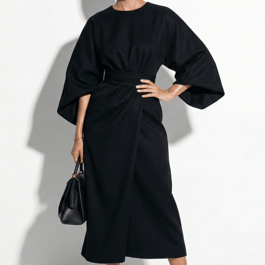 Dawn | Elegant Dress with Refined Detail