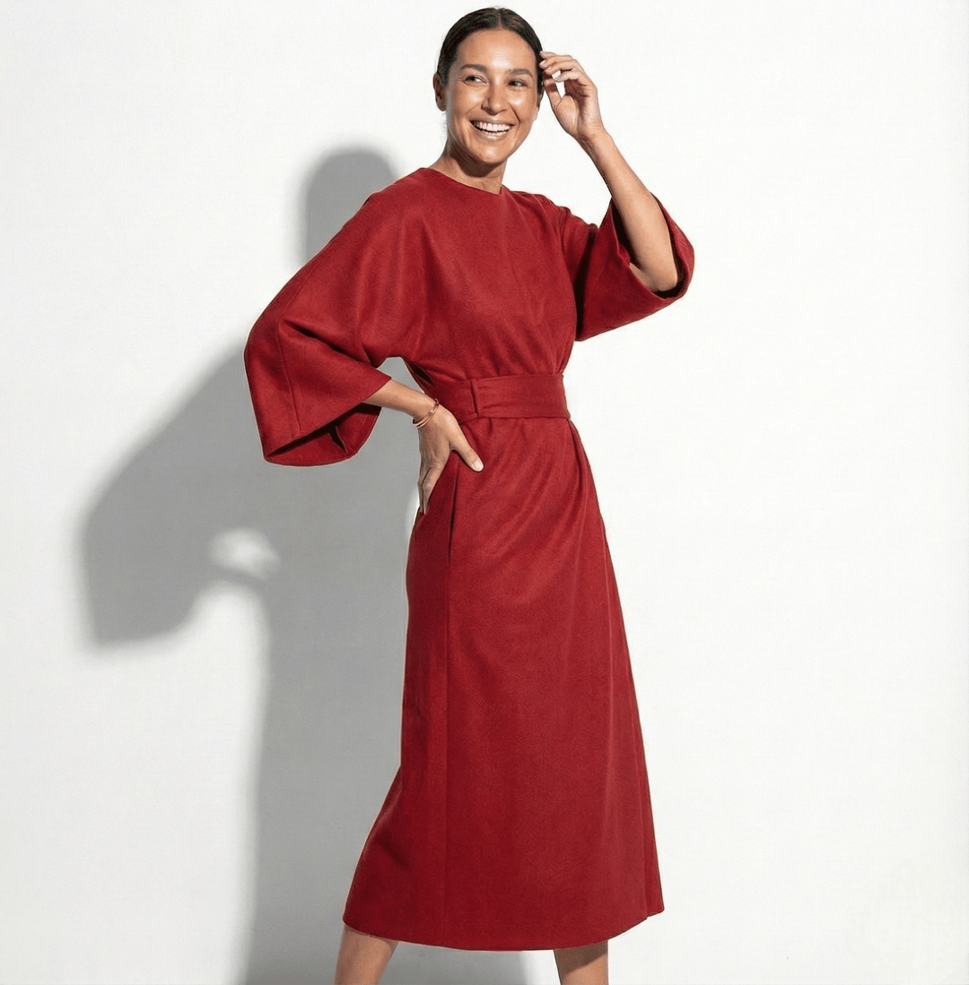 Dawn | Elegant Dress with Refined Detail