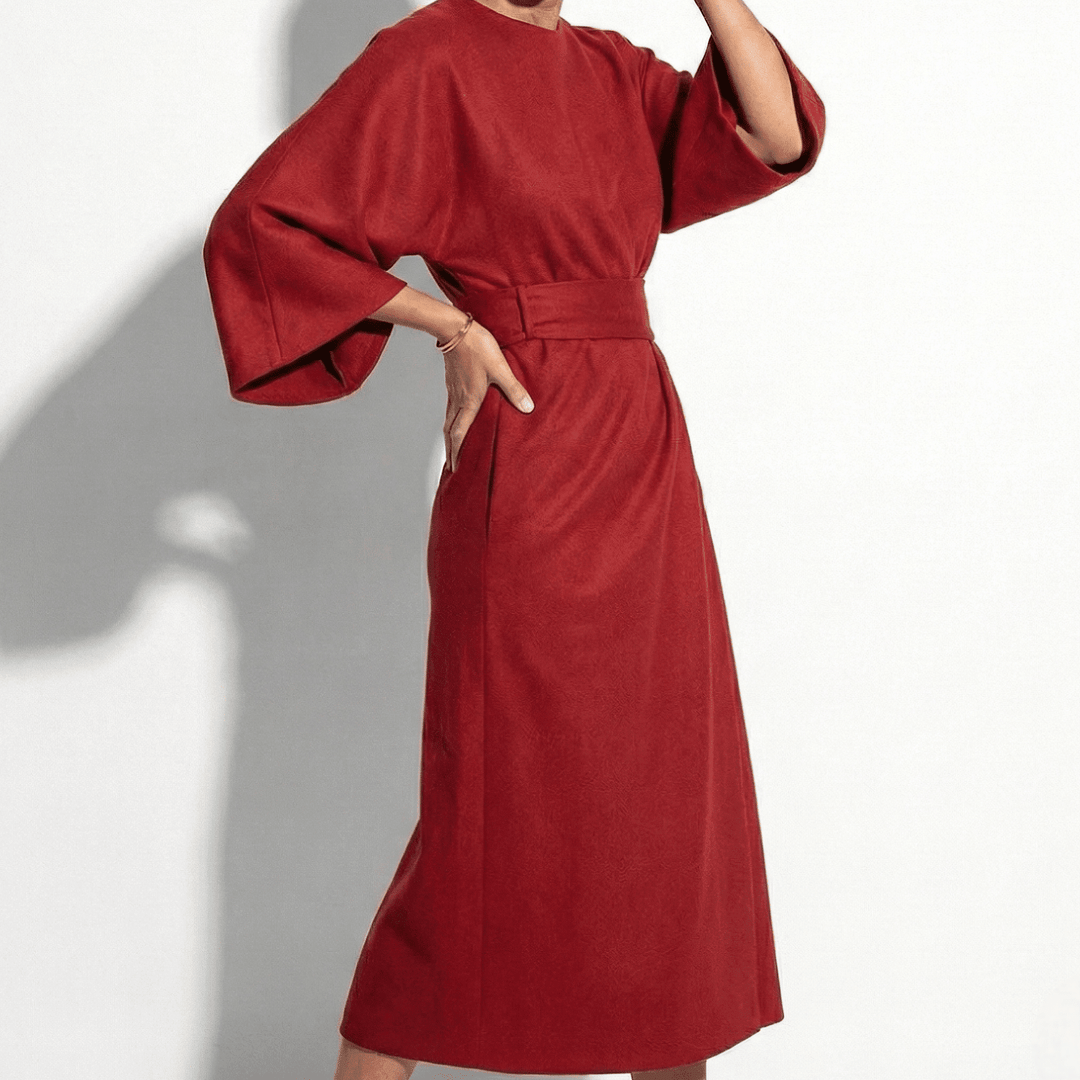 Dawn | Elegant Dress with Refined Detail