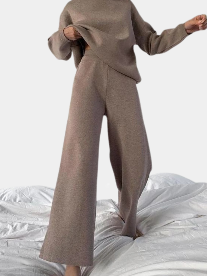 Eliana | Knit Trousers with Tailored Detail