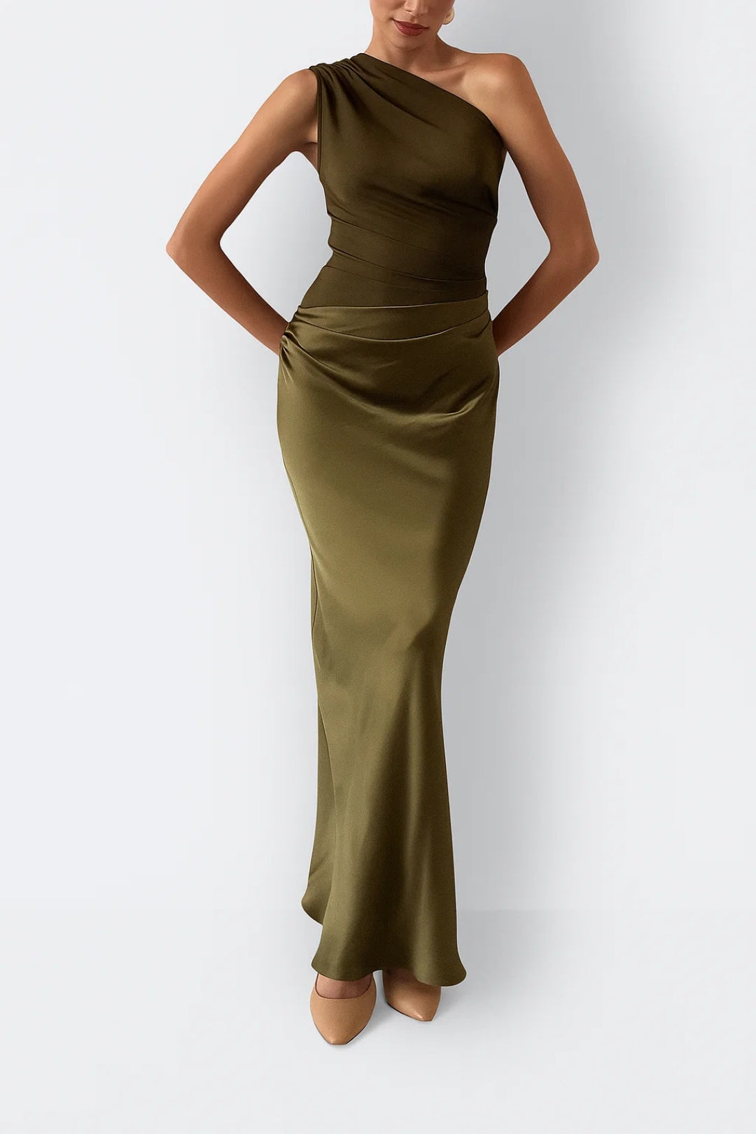 Genevieve | Elegant Dress with Refined Detail