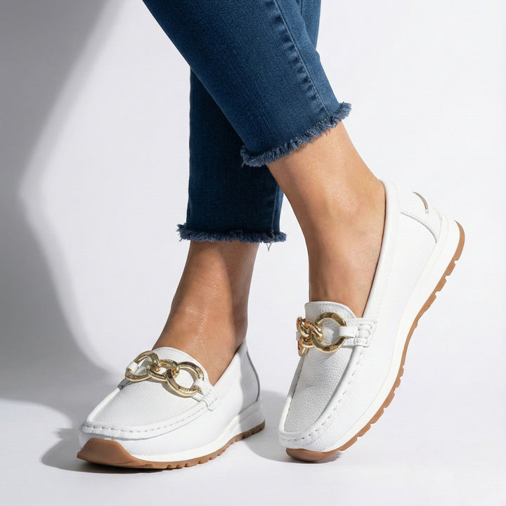 Hina | Classic Flats with Refined Detail