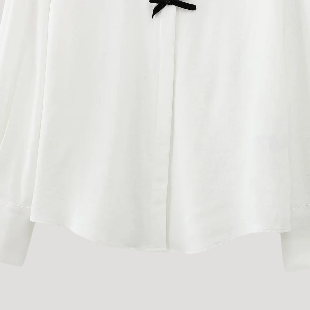 Imogen | Refined Blouse with Tailored Detail