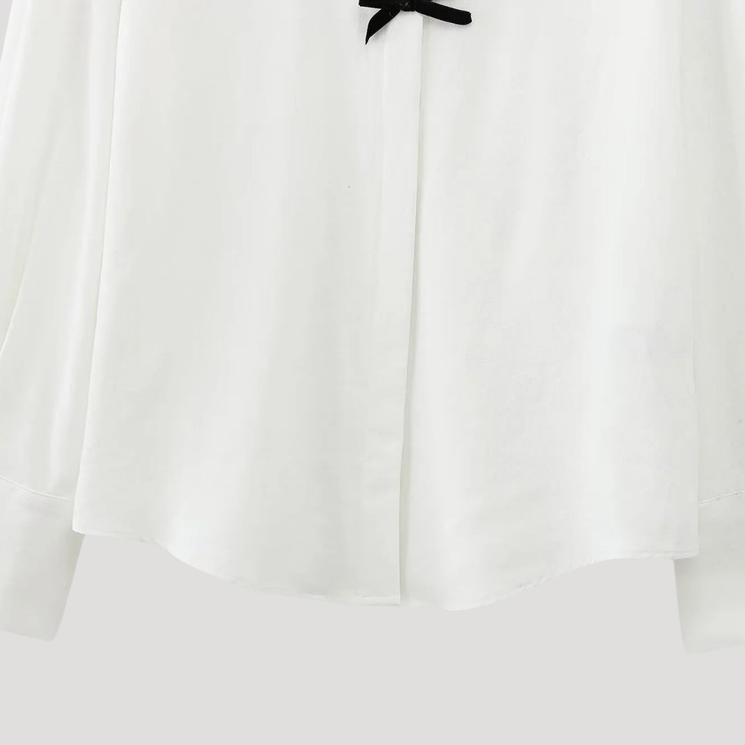 Imogen | Refined Blouse with Tailored Detail