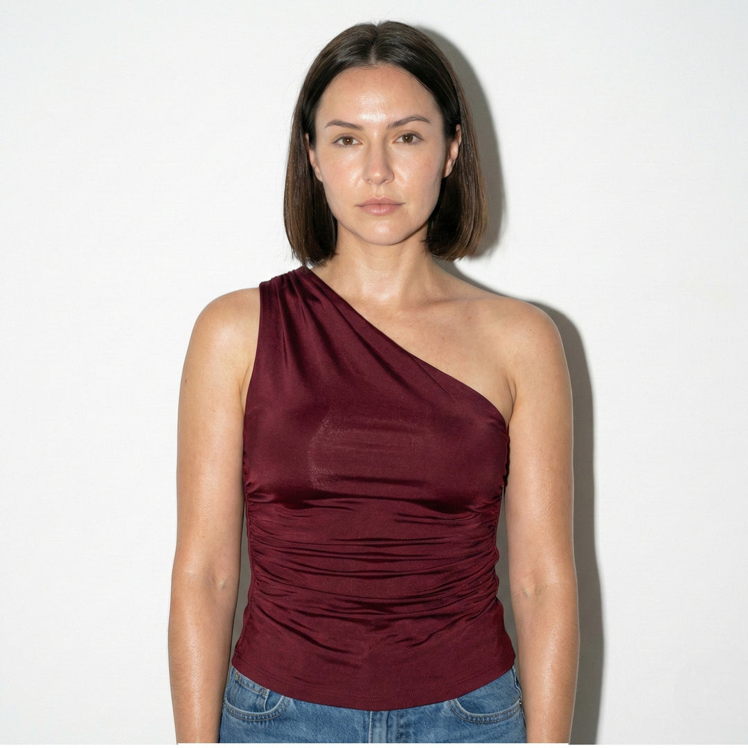Iveta | Refined Blouse with Tailored Detail