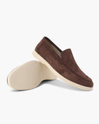 Men's slip-on loafers with stitched apron toe and low sole