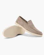 Men's slip-on loafers with stitched apron toe and low sole