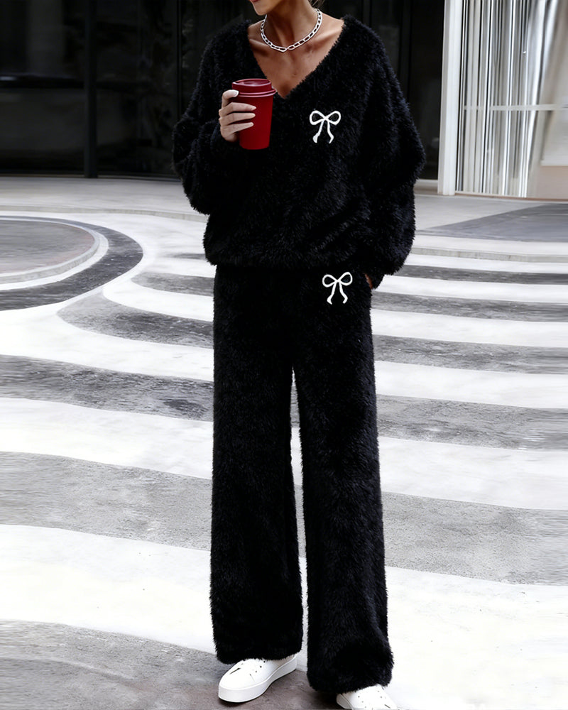 Women's fleece two-piece set with bow embroidery and wide-leg trousers