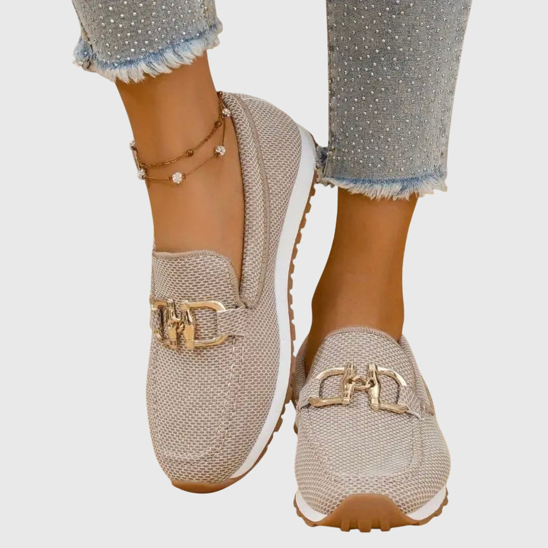 Orthopedic loafer sneakers with round toes and metal buckle detail