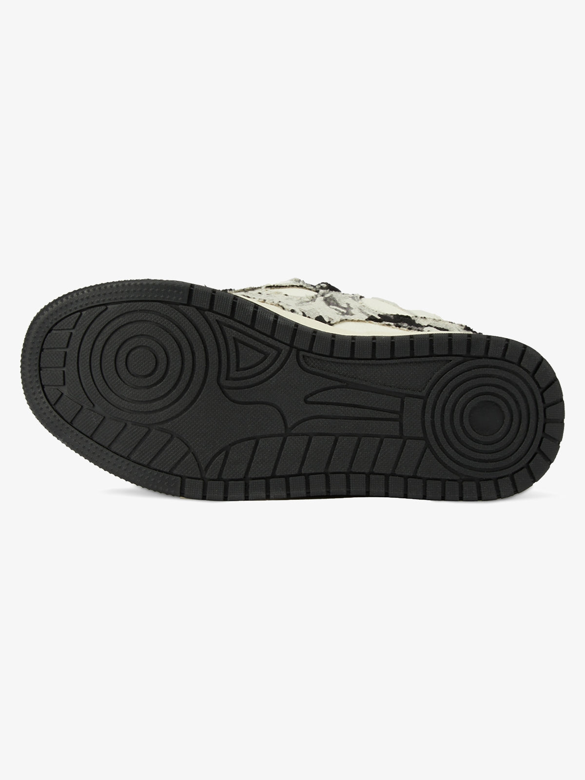 Black camouflage high-top board sneakers with white laces